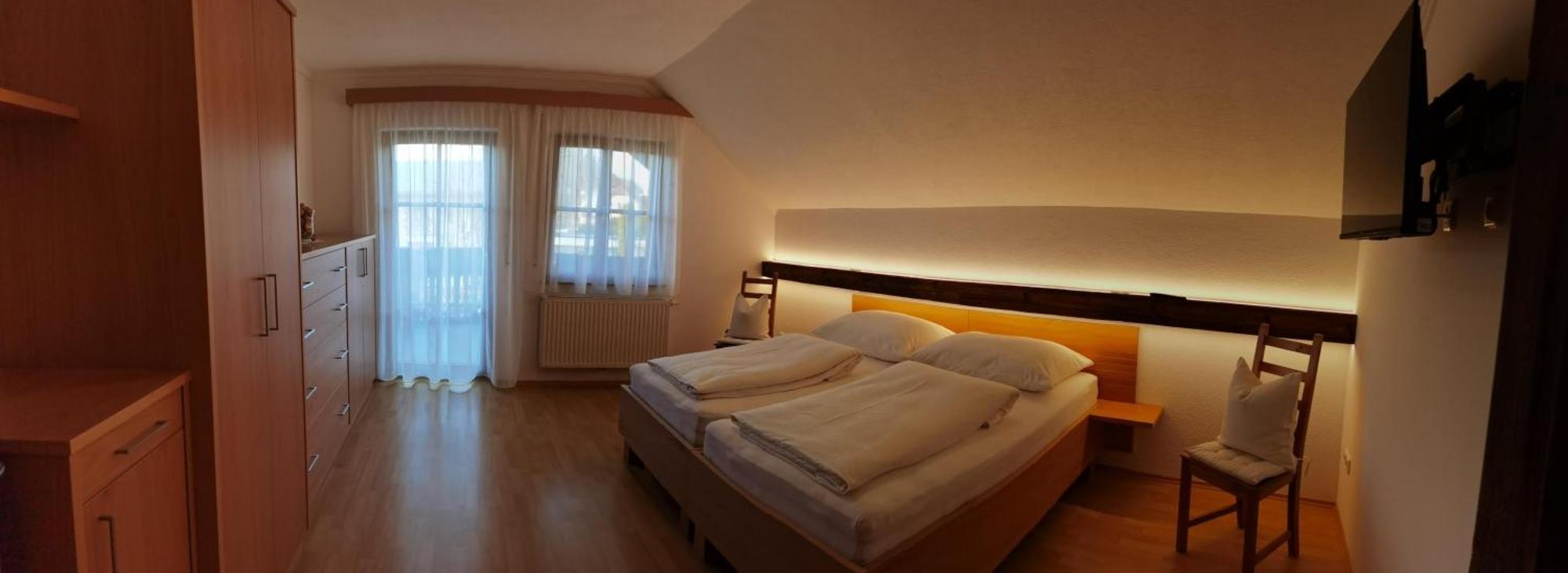 Privatzimmer Am Weinbrunnen Vorchdorf Bagian luar foto